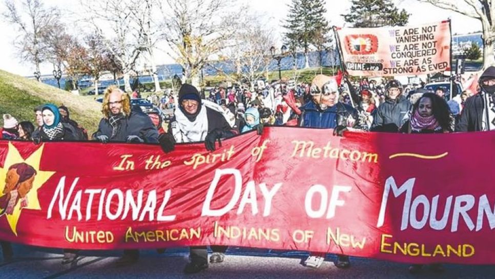 Le Jour de deuil national a lieu à Plymouth, Massachusetts, pour honorer les victimes du génocide contre les communautés autochtones.. © D.R