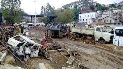 Le Frais-Vallon, après les inondations de Bab El-Oued du 10 novembre 2001. © D. R.