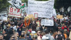 Marche des étudiants, hier, à Alger. © Louiza Ammi/Liberté