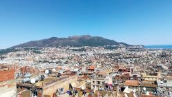 Le phénomène des constructions illicites envahit la ville de Béjaïa. © D. R.