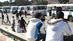 L’anarchie continue de pourrir le quotidien des usagers du transport suburbain à Bordj Bou-Arréridj. © D. R.