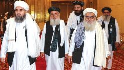 Des membres du nouveau gouvernement afghan, dirigé par Mohammad Hassan Akhund. © D. R.