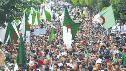 Une marche du Hirak à Alger. © Archives Liberté